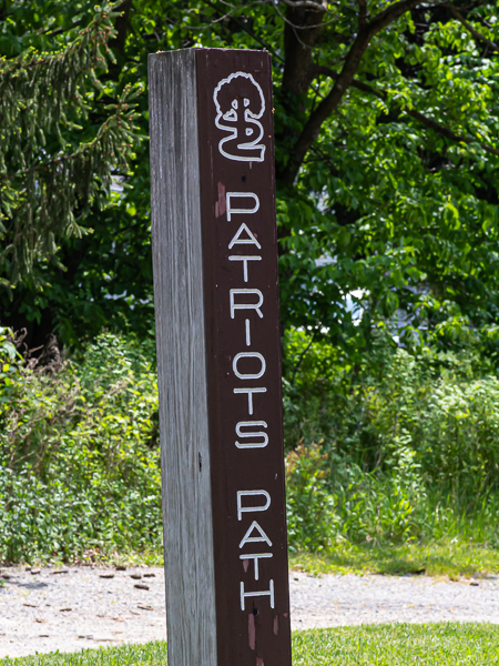 Patriot's Path Sign